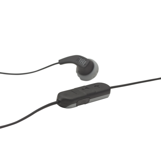JBL Endurance RUNBT - Black - Sweatproof Wireless In-Ear Sport Headphones - Detailshot 5